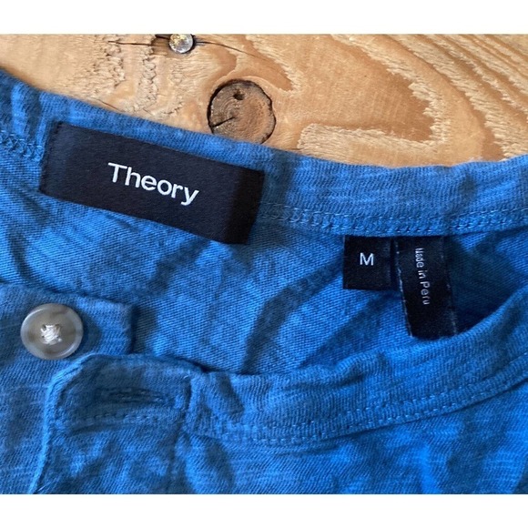 Theory Henley Top Size Medium Men’s Blue Short Sleeve - Picture 3 of 6